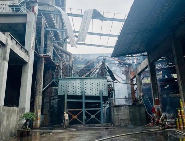 Nổ lò sản xuất phốt pho tại Lào Cai, ít nhất 1 người tử vong